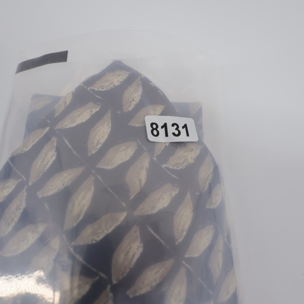 Hugo Boss Woven Leaf Pattern Necktie Black Tan Mens Tie - Picture 3 of 3